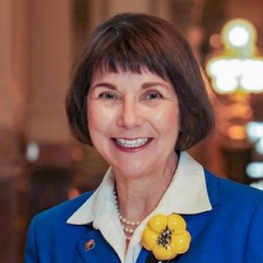 Theresa Szczurek